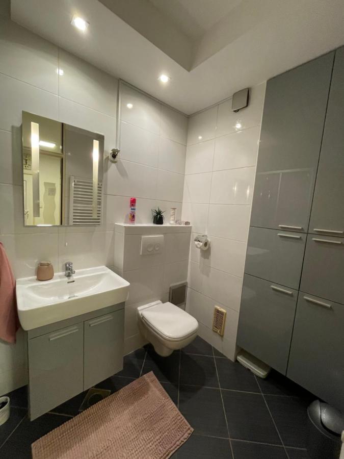 Dis Apartment Varaždin Dış mekan fotoğraf